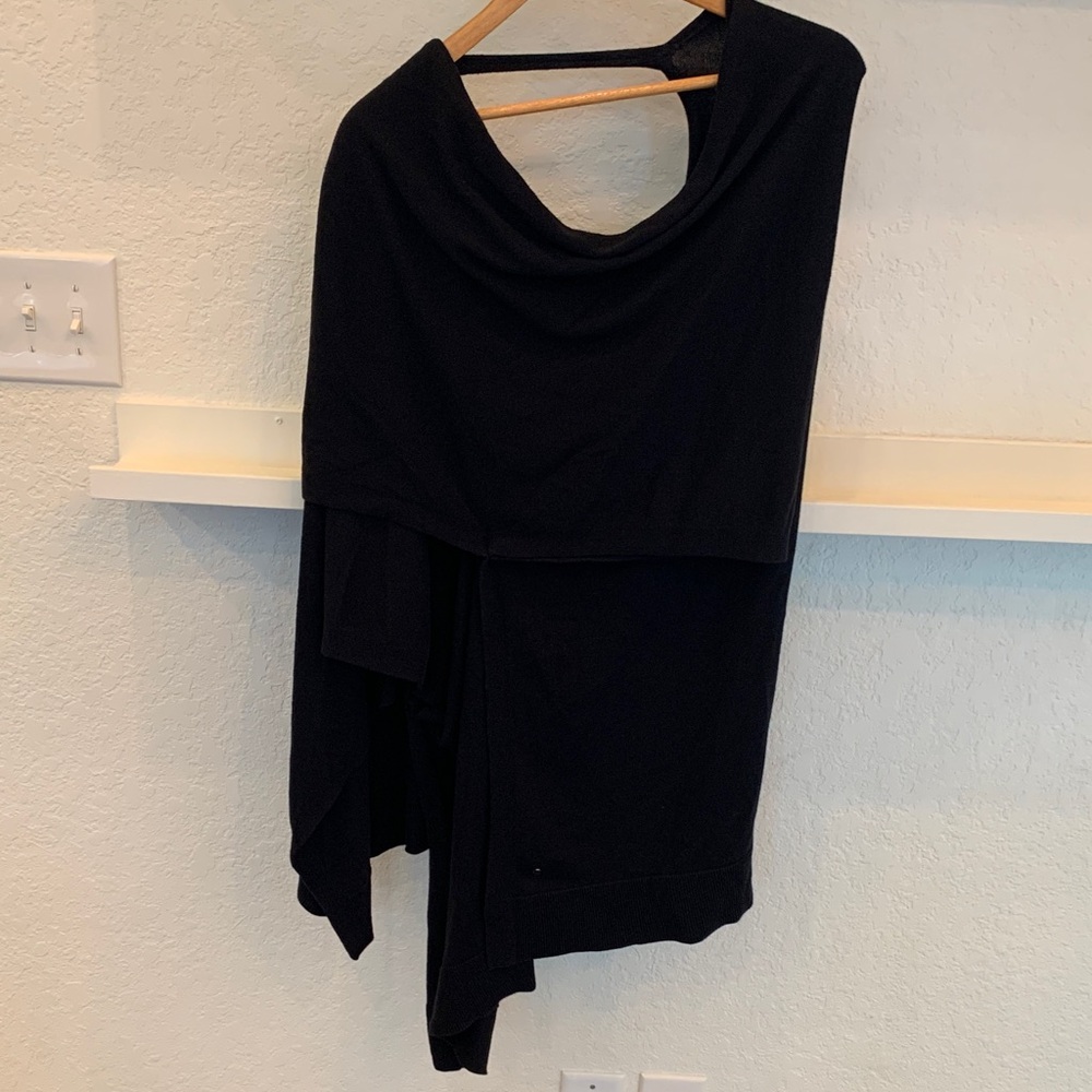 LuLuLemon casual Black Shawl Wrap in OS fits all